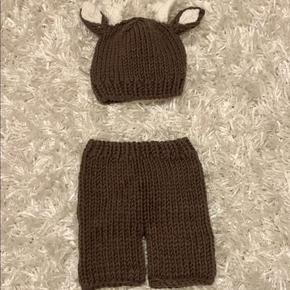 Brown Reindeer knitted diaper cover and hat infant - Picture 3 of 3